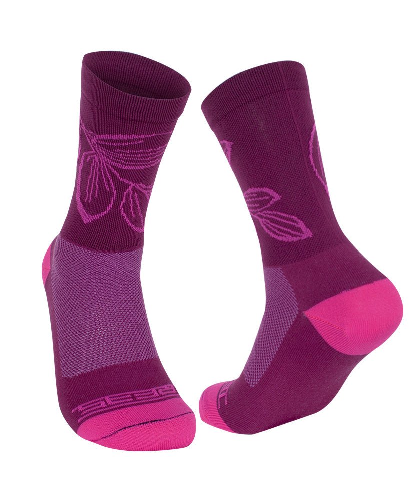 Chaussettes LEAF | Framboise in TMA-242MW by TREES Mountain Apparel