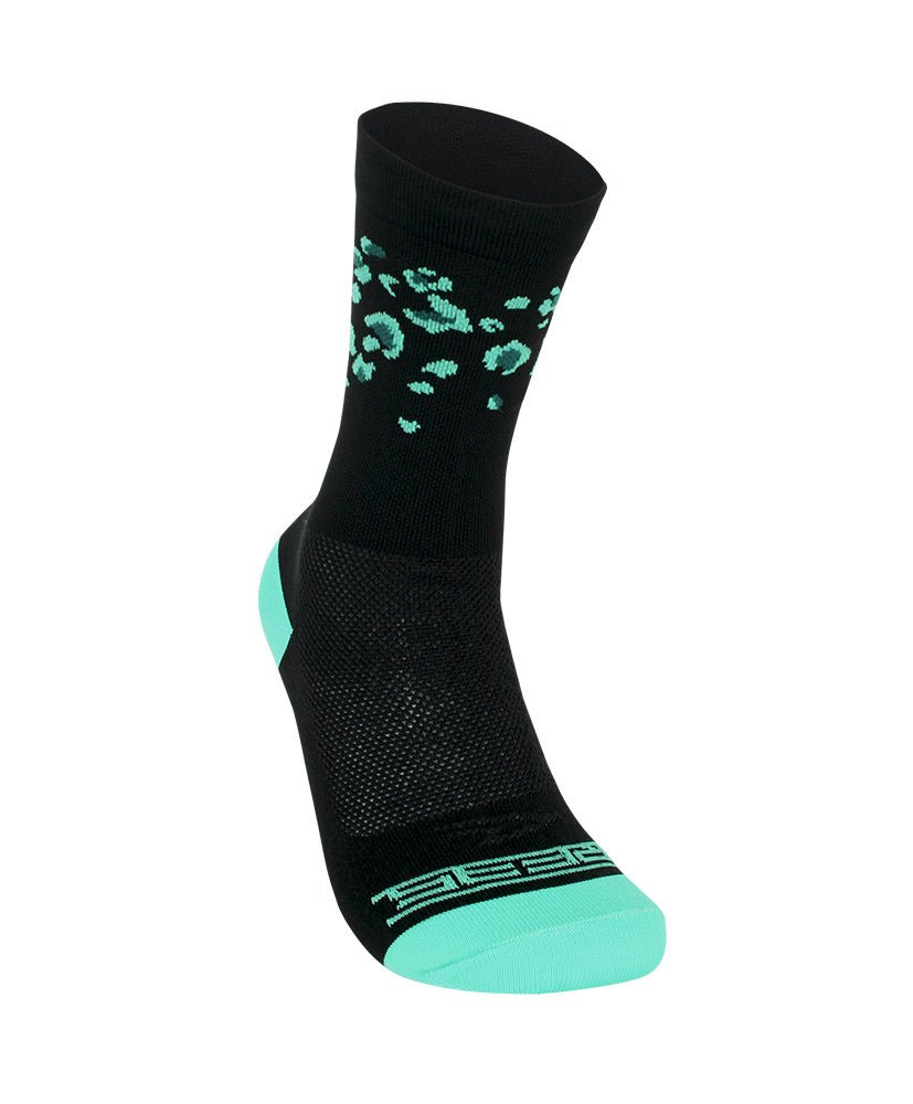 Chaussettes LEOPARD | Noir in TMA-243MW by TREES Mountain Apparel